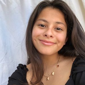 Meet your Posher, Katelyn